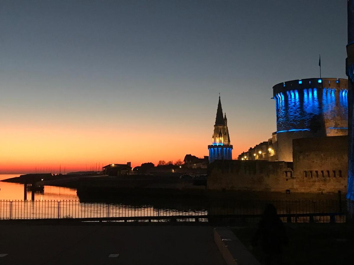 Appartement Saint Claude - Centre Port La Rochelle  Kültér fotó